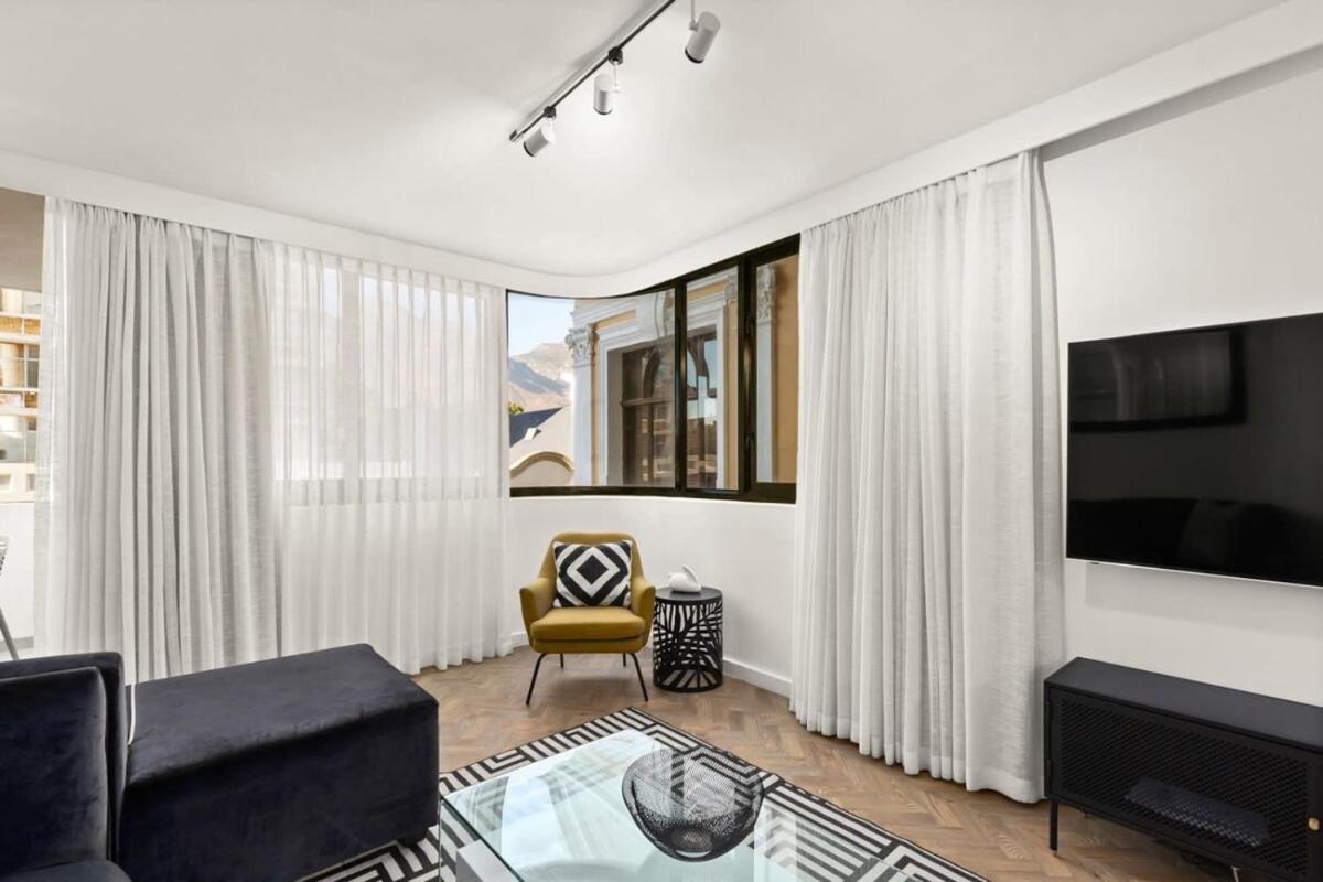Appartamento Luxurious With Stunning View Città del Capo Esterno foto