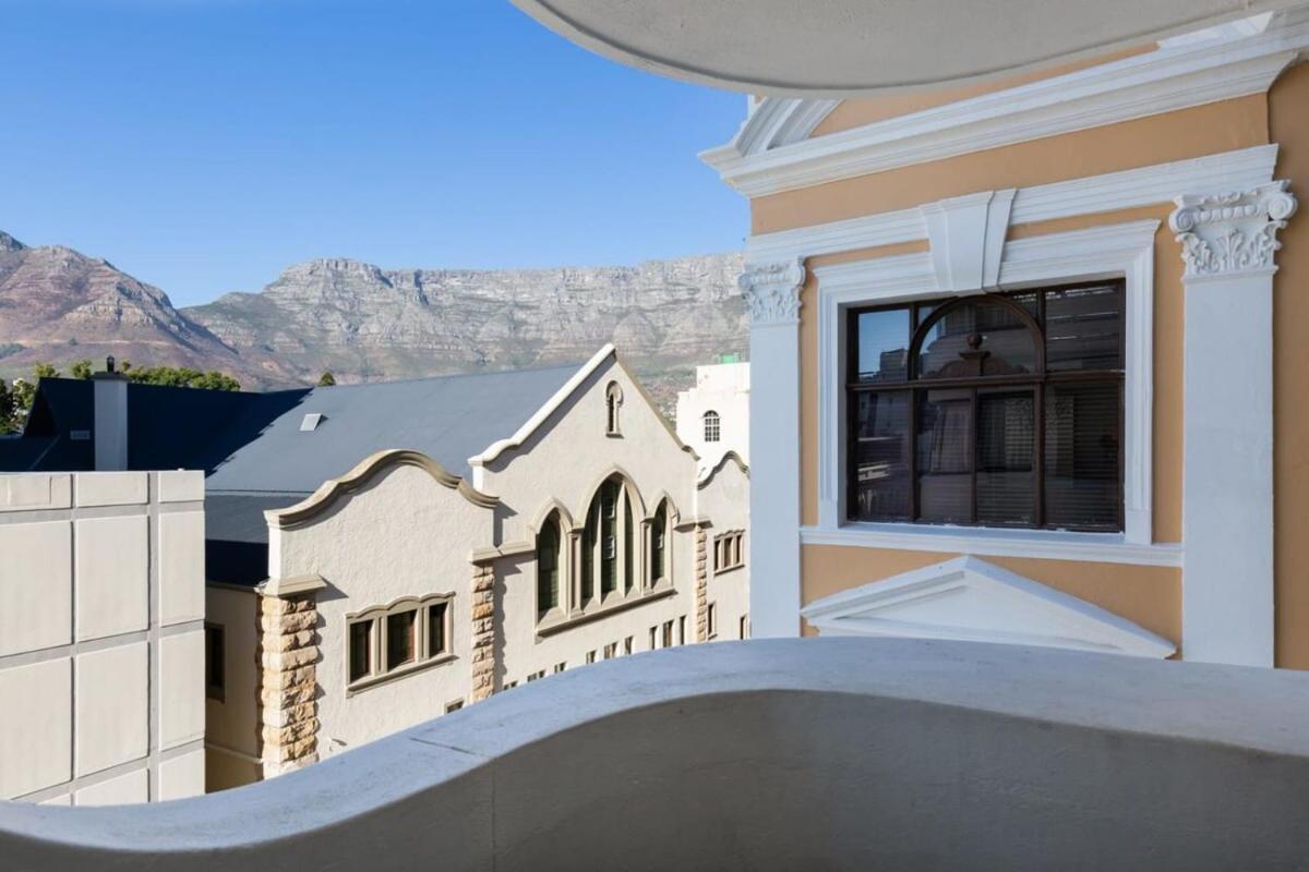 Appartamento Luxurious With Stunning View Città del Capo Esterno foto